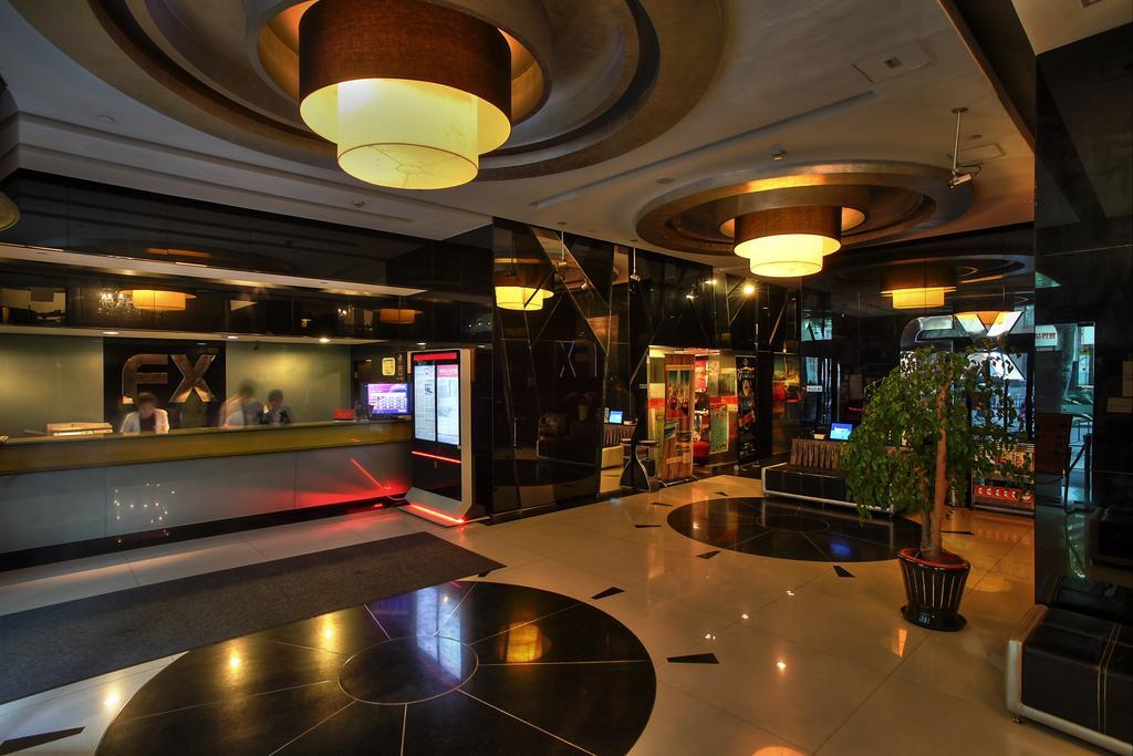 Fx Hotel Xujiahui - Shanghai Stadium Branch Exterior foto