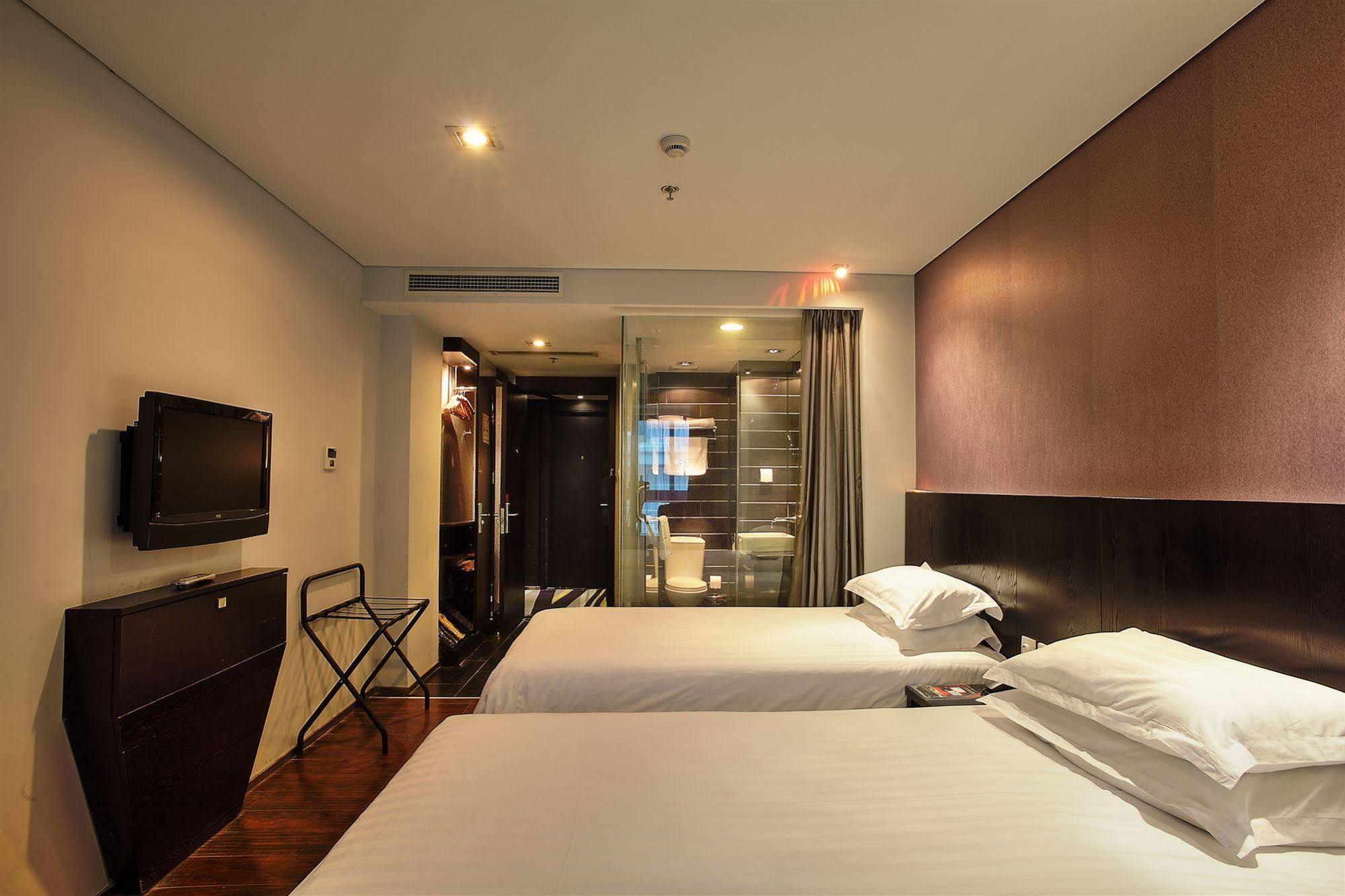Fx Hotel Xujiahui - Shanghai Stadium Branch Exterior foto