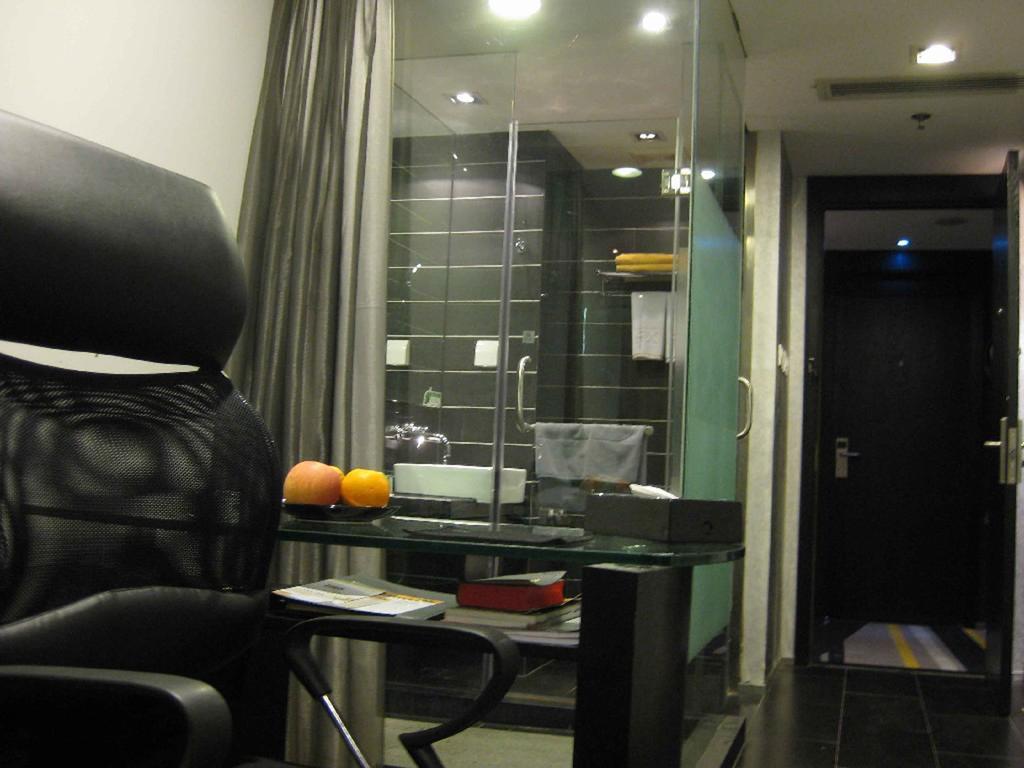 Fx Hotel Xujiahui - Shanghai Stadium Branch Exterior foto